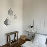 Le 5 + 4 En Somme Apartment *