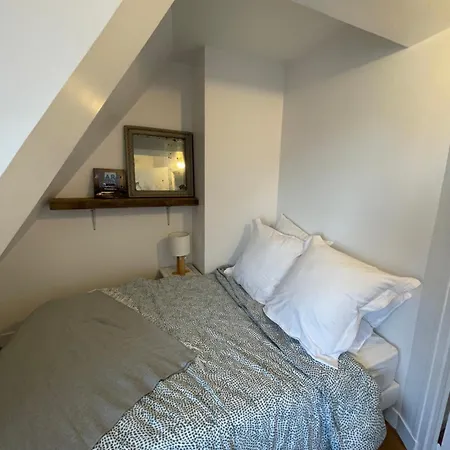 Le 5 + 4 En Somme Apartment *